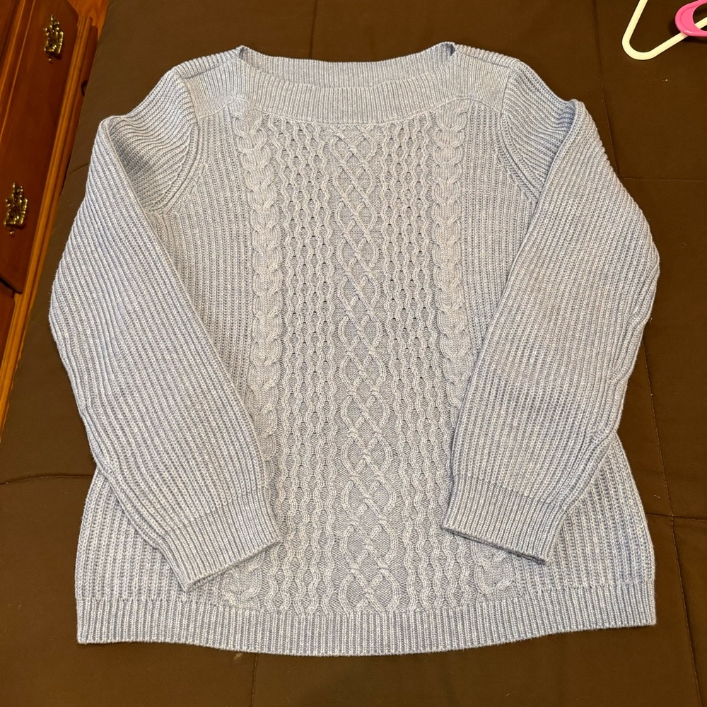 NWOT Tommy Hilfiger Sweater